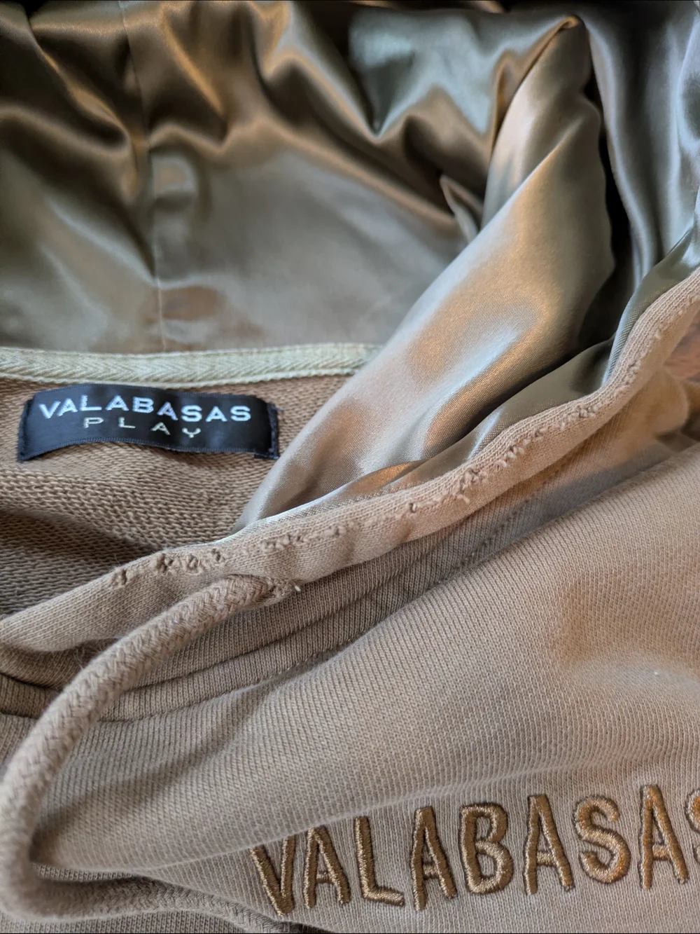 Valabasas Play Hoodie Size 14 Boys Youth Tan Brown Satin Lined Distressed V-Play